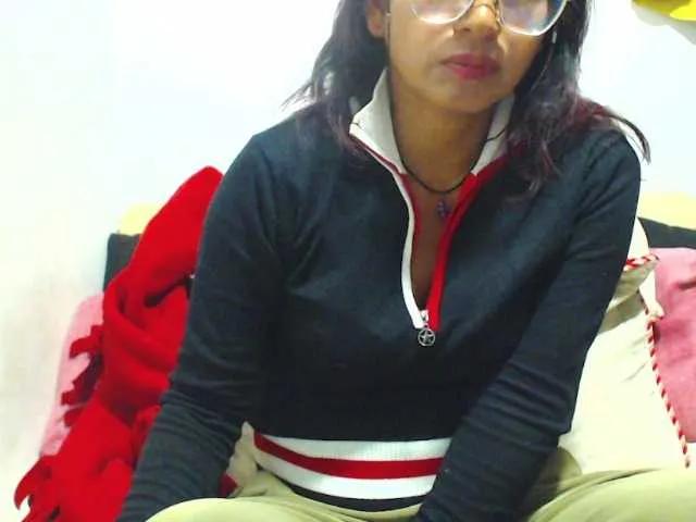HOTTTSKIN on BongaCams