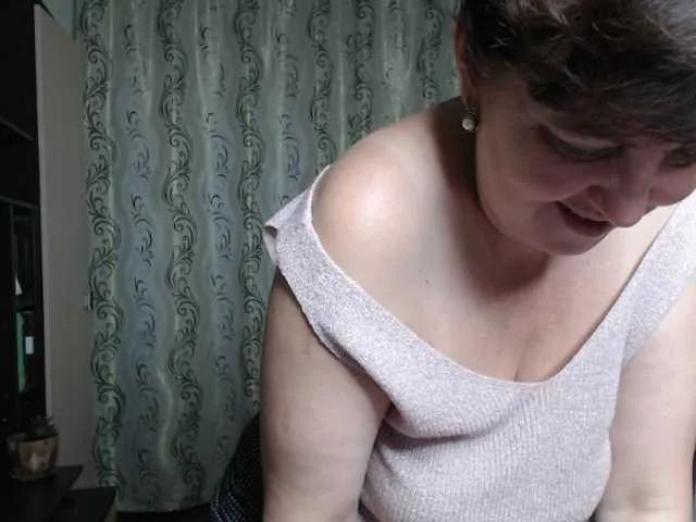 Illusionq on BongaCams