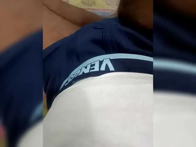 Indiancollegeguys1 on BongaCams 