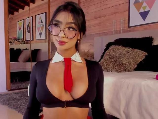 Offline IzzyWild on BongaCams