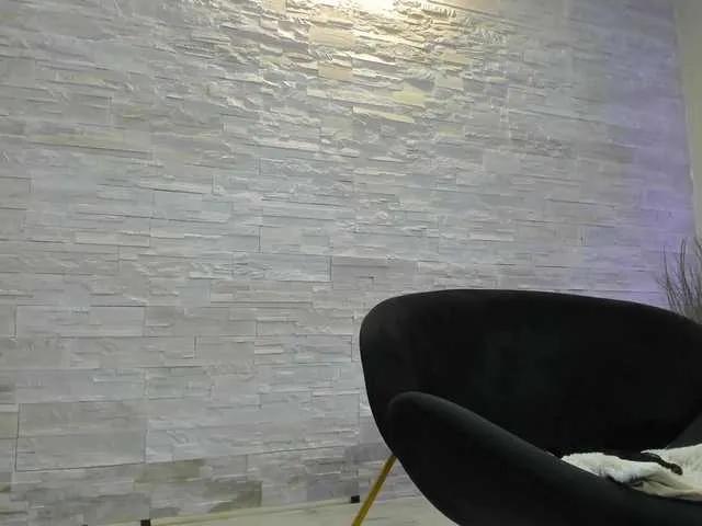 Offline JessyBee on BongaCams