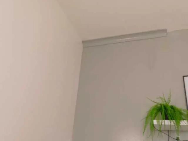 Offline Kendalmiller on BongaCams