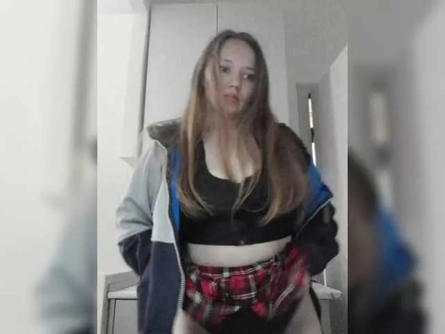 Offline Kisa75 on BongaCams