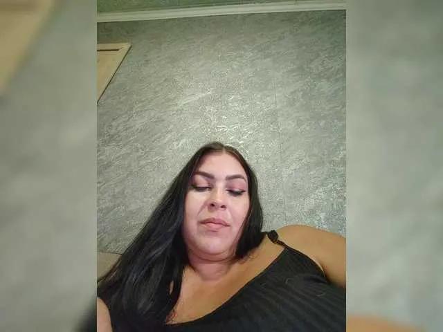 Freechat kissmabont on BongaCams