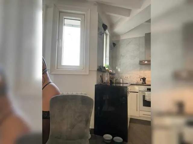 Offline kristinanice on BongaCams