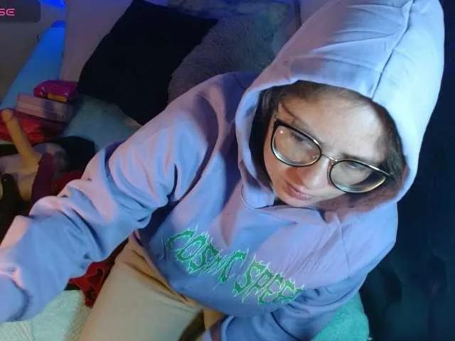 Freechat KrystalAdams on BongaCams