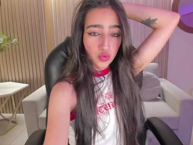 Freechat LarisaSmirnov on BongaCams