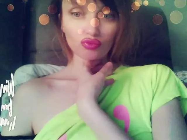 Freechat lilisexy14 on BongaCams