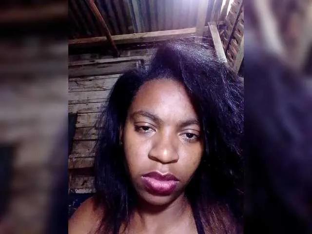 Lillteblackgirl on BongaCams 