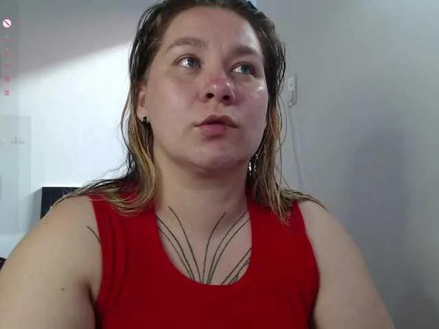 Offline Lilye on BongaCams