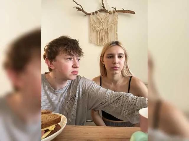 Offline LinaTwins on BongaCams
