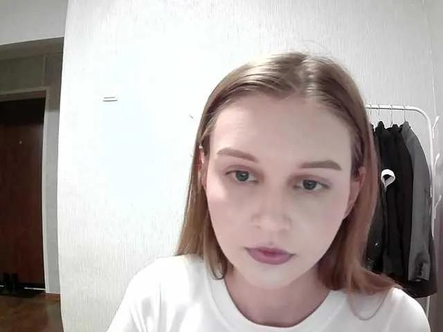 Offline Lola-2 on BongaCams