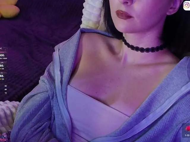 Offline LollyGirlMoon on BongaCams