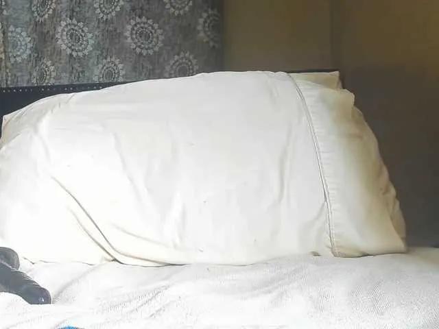 BongaCams Lucienah is Freechat Lucienah — Pussy rubbing, finger fucking, vibrater, dildo rubbing in pussy, deepthroat