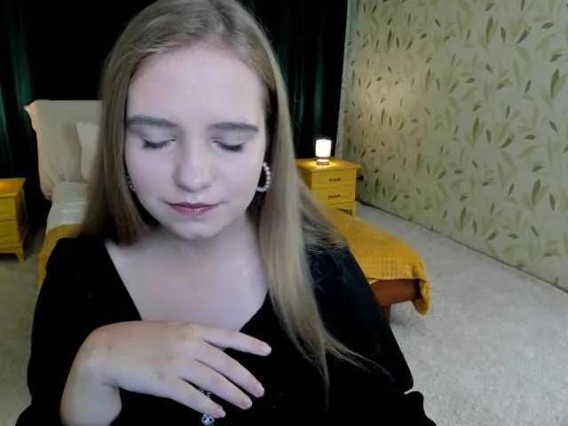 Offline LunaCosplay on BongaCams