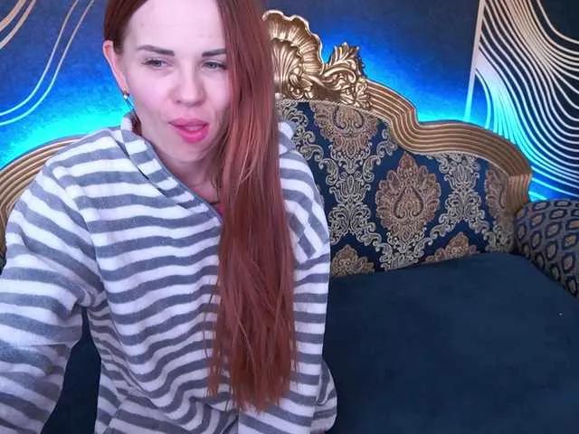 Offline LunaLicks on BongaCams
