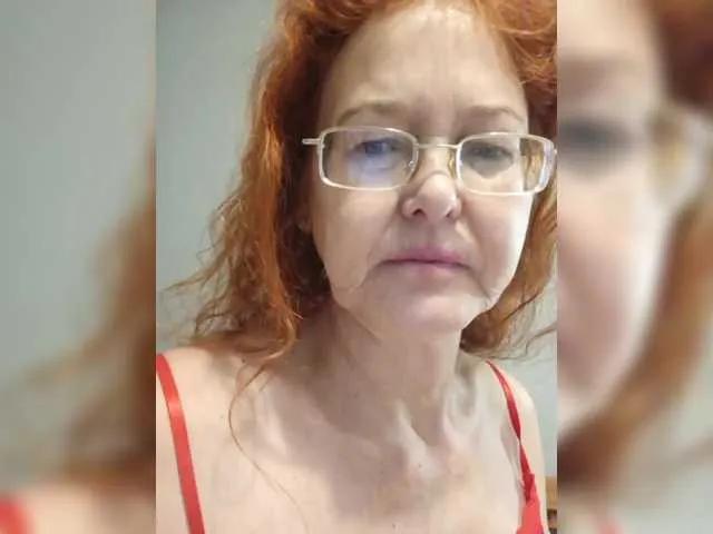Offline Madam-oss on BongaCams