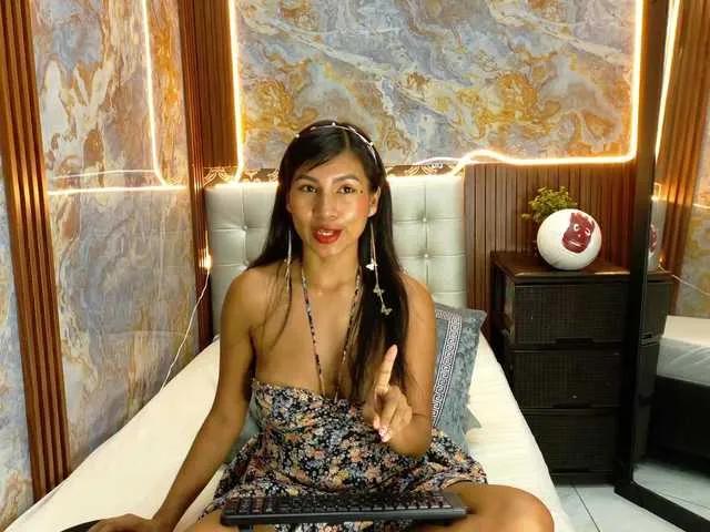 Offline Mady29 on BongaCams