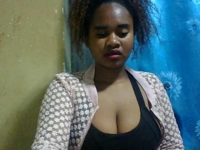 Offline Marie121 on BongaCams