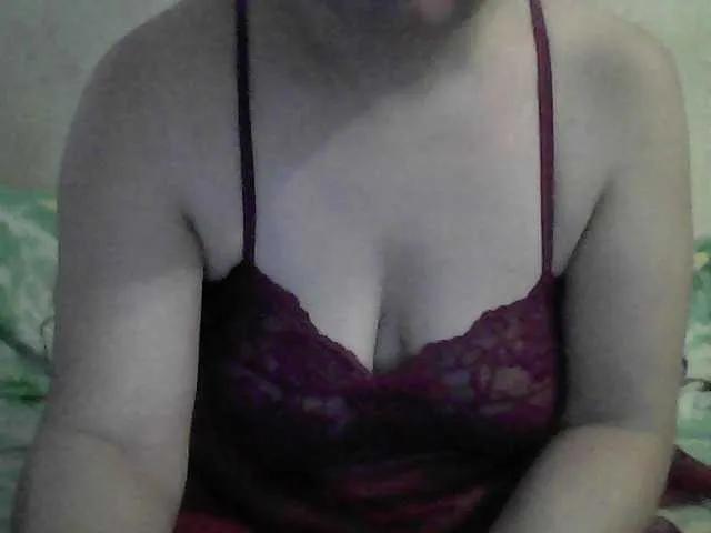 Freechat Marinade on BongaCams