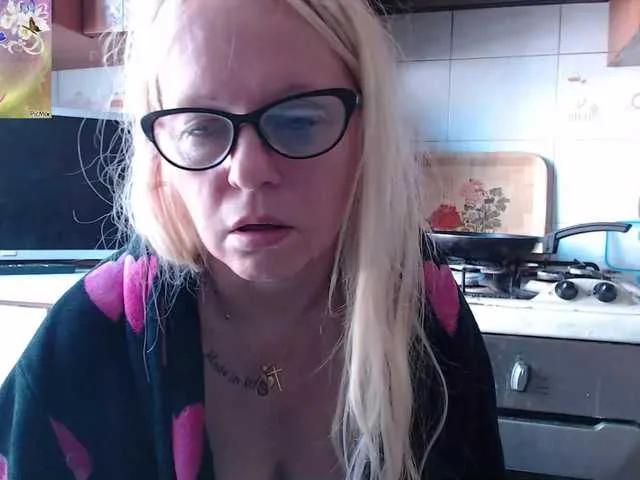 martachatte19 on BongaCams