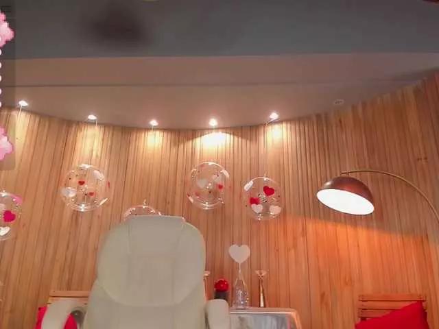 Offline MaryLewis on BongaCams