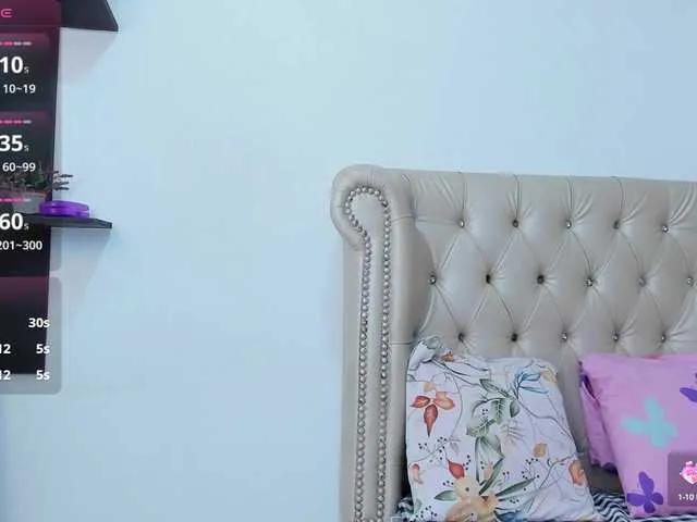 Offline MatureBlonde on BongaCams
