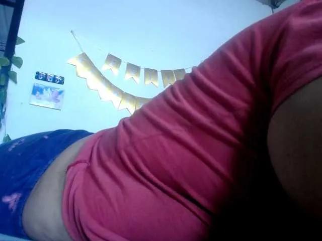 Offline maturehornykinky on BongaCams