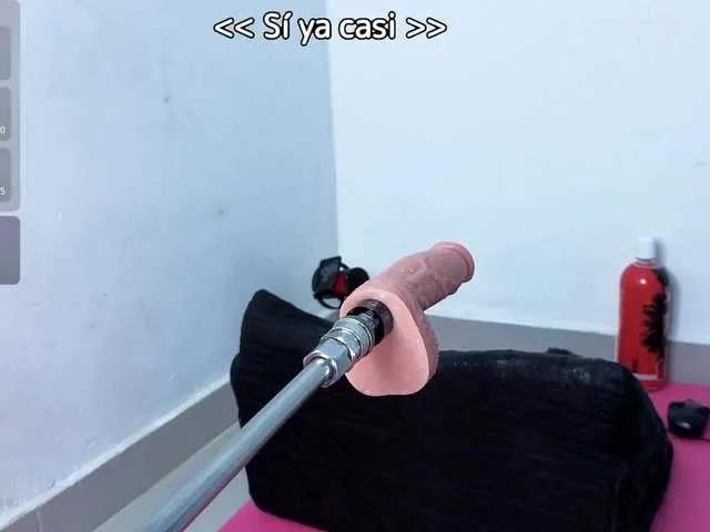 Offline Megann9 on BongaCams