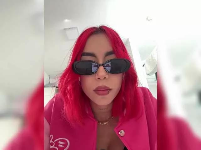 Offline MelyTaylor on BongaCams