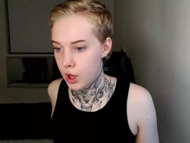 Offline mery-jane- on BongaCams