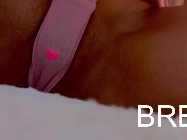 Offline MiamiMur on BongaCams