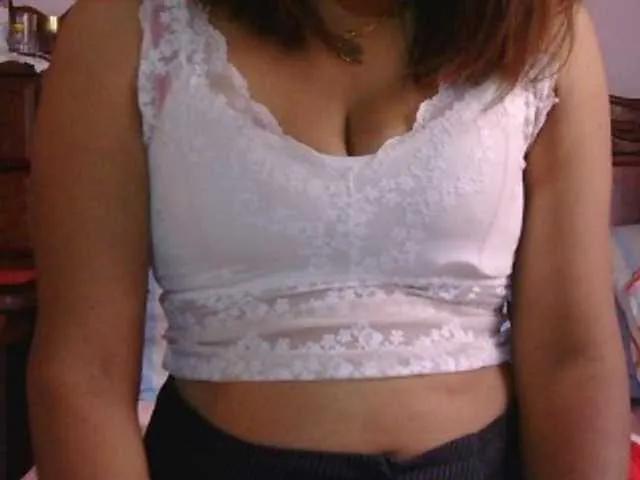 Offline Mielly on BongaCams