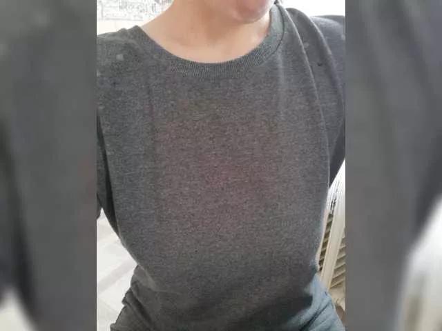 Mikkai on BongaCams 