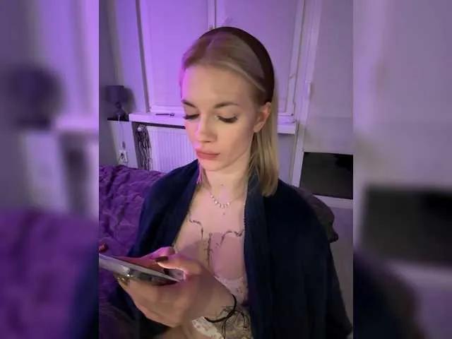 Offline Millashaa on BongaCams