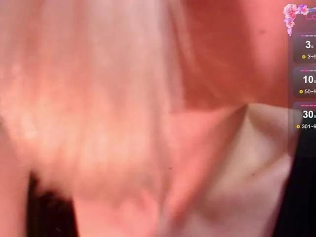 Offline milli-sunrise on BongaCams