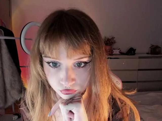 mnepohuyy on BongaCams