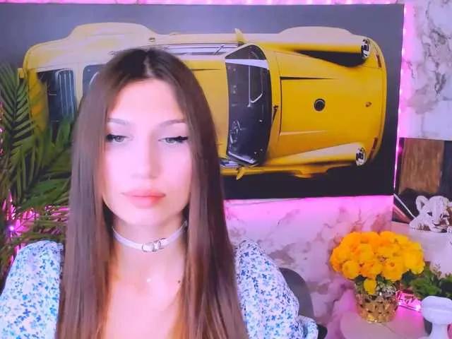 Freechat Mollyinyourmind on BongaCams