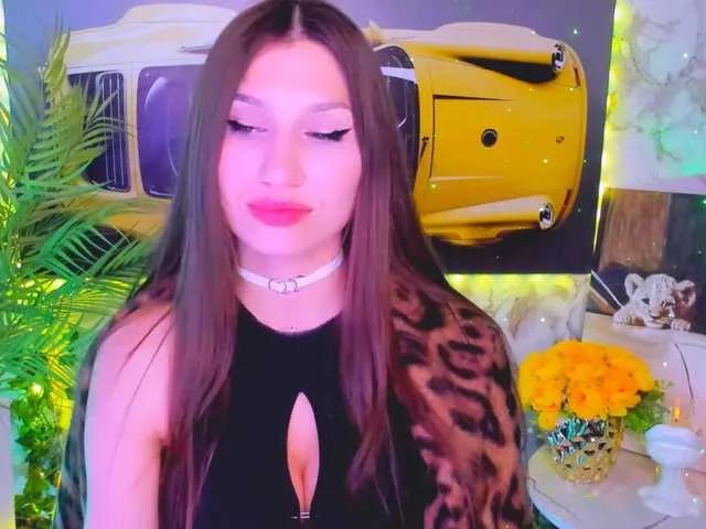 Freechat Mollyinyourmind on BongaCams