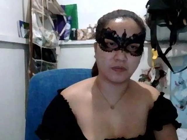 Offline MrsWett on BongaCams