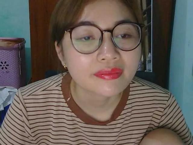 Offline nana7777 on BongaCams