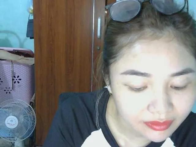 Offline nana7777 on BongaCams