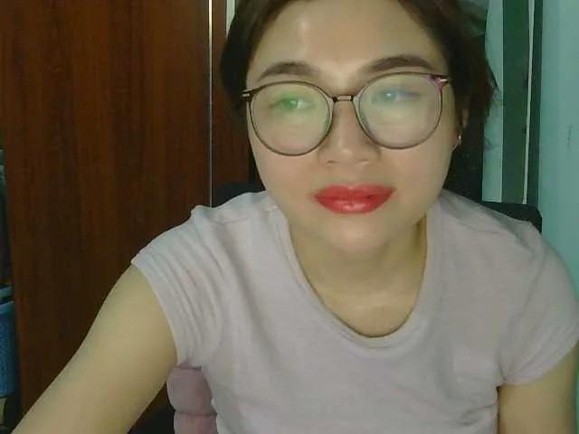 Offline nana7777 on BongaCams