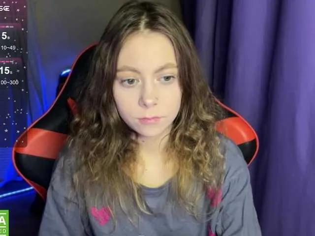 Offline Natural-babe666 on BongaCams