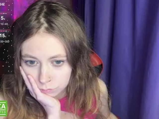 Offline Natural-babe666 on BongaCams