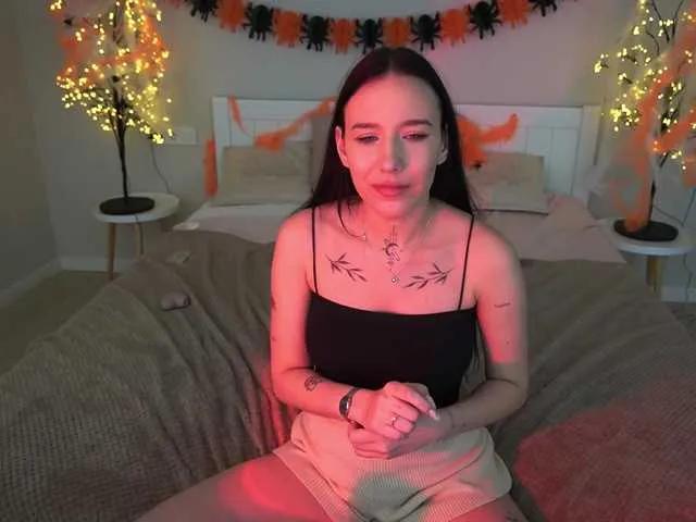 Offline NikkiGold on BongaCams