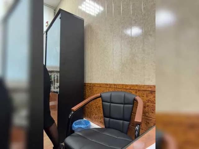 Offline NikkySecrets on BongaCams