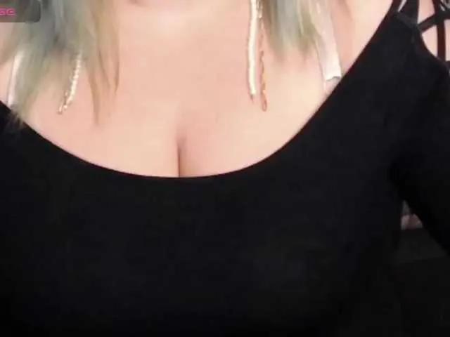 Offline Nimphotease on BongaCams