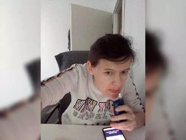 P-A-N-I-K-A on BongaCams 