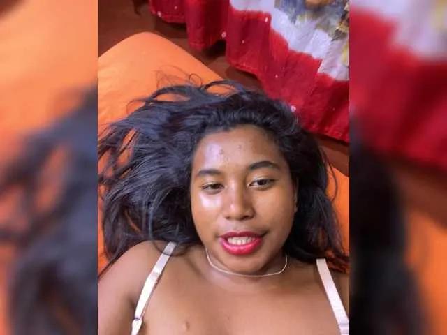 Freechat Pauliemarie on BongaCams